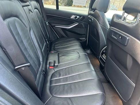 Used 2022 BMW X5 xDrive40i w/ Premium Package image 18