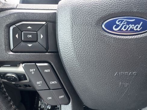 Used 2019 Ford F150 XLT w/ Equipment Group 302A Luxury RWD image 8