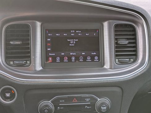 Used 2018 Dodge Charger SXT w/ Blacktop Package image 19