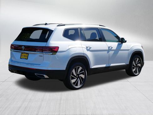 New 2026 Volkswagen Atlas SE image 4