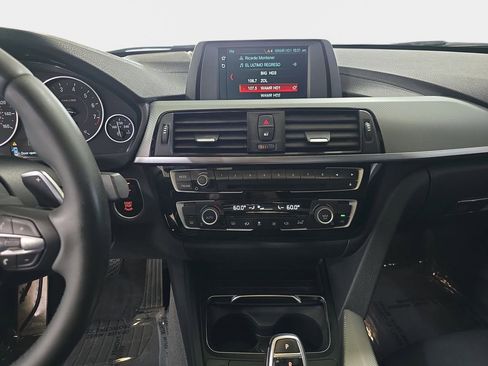 Used 2018 BMW 330i Sedan RWD image 23
