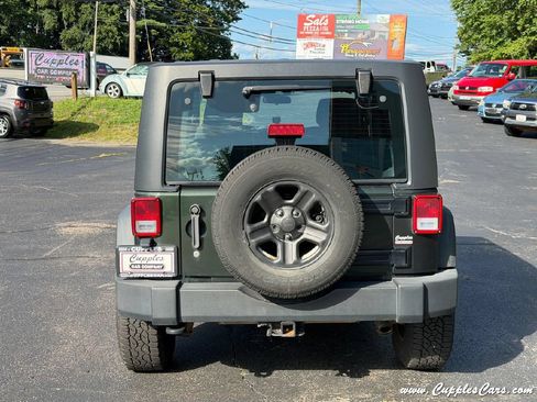 Used 2011 Jeep Wrangler Unlimited Sport AWD/4WD image 30