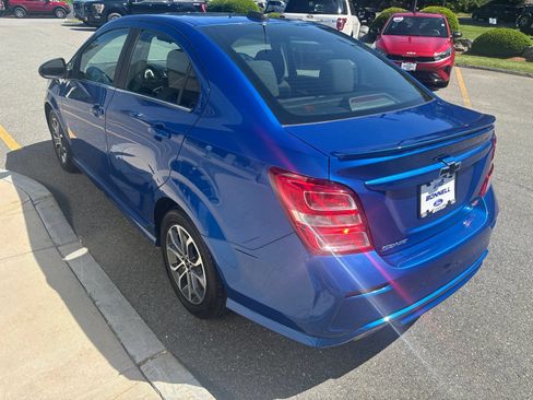 Used 2019 Chevrolet Sonic LT w/ Convenience Package FWD image 10