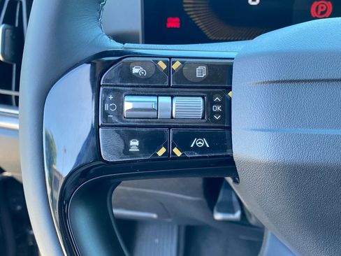 New 2026 Kia Sorento LX FWD image 14