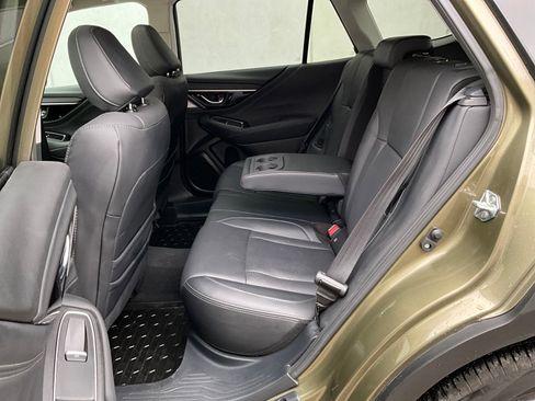 Certified 2025 Subaru Outback Limited w/ Popular Package #2 image 32