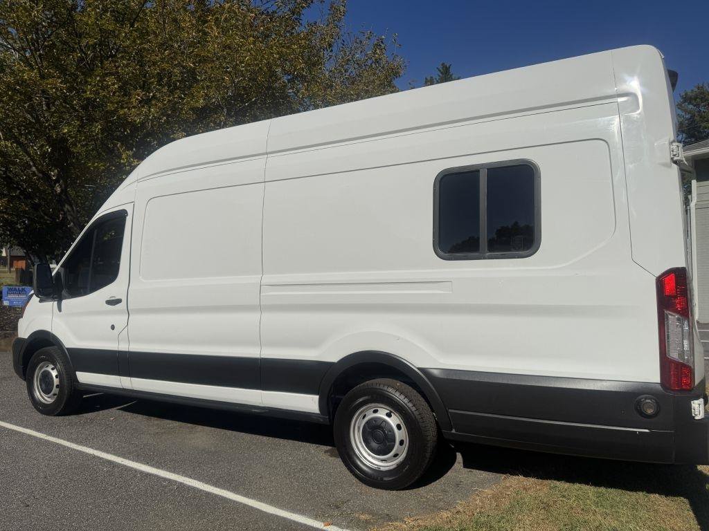Used 2020 Ford Transit 250 148 High Roof Extended RWD image 4