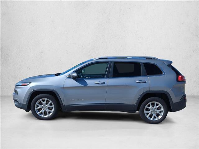 Used 2015 Jeep Cherokee Latitude FWD image 4