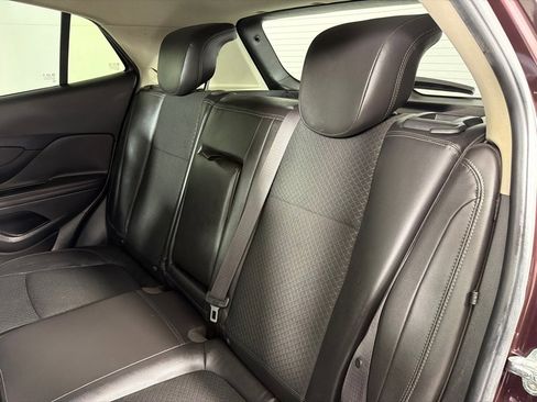 Used 2018 Buick Encore Preferred FWD image 18