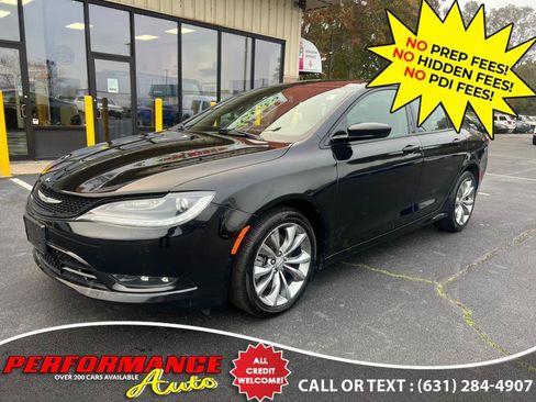 Used 2016 Chrysler 200 S w/ Navigation & Sound Group I image 4