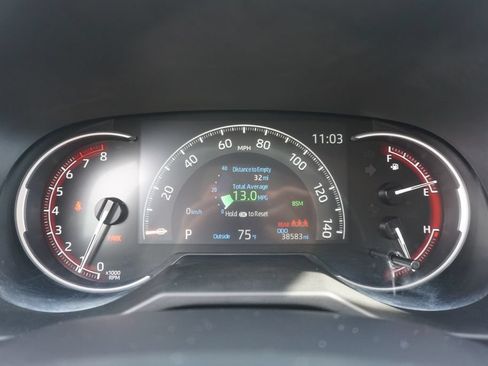 Certified 2025 Toyota RAV4 XLE AWD/4WD image 5