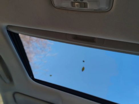 Used 2010 Lexus HS 250h image 16