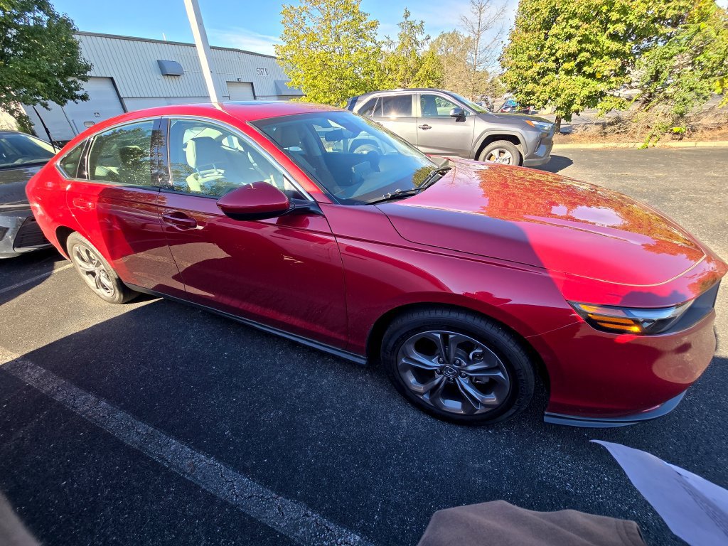 Used 2024 Honda Accord EX image 8