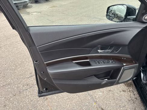 Used 2017 Acura RLX w/ Advance Package image 15