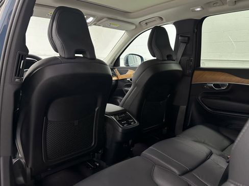 Used 2024 Volvo XC90 B5 Plus image 14