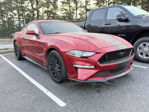 Used 2018 Ford Mustang GT RWD image 3