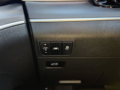 Used 2022 Kia K5 GT-Line AWD/4WD image 25