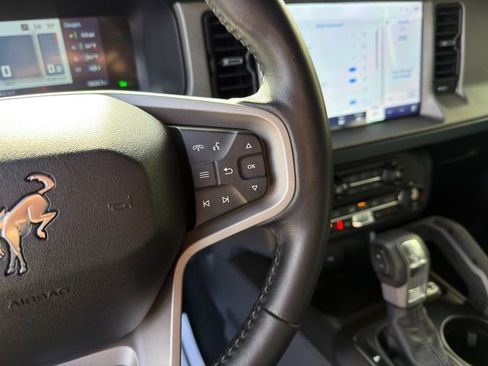 Used 2024 Ford Bronco Outer Banks image 43
