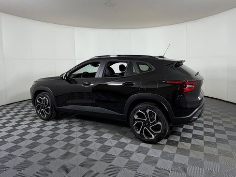 New 2026 Chevrolet Trax RS w/ Sunroof Package image 3