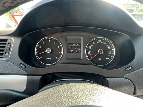 Used 2014 Volkswagen Jetta SE FWD image 16