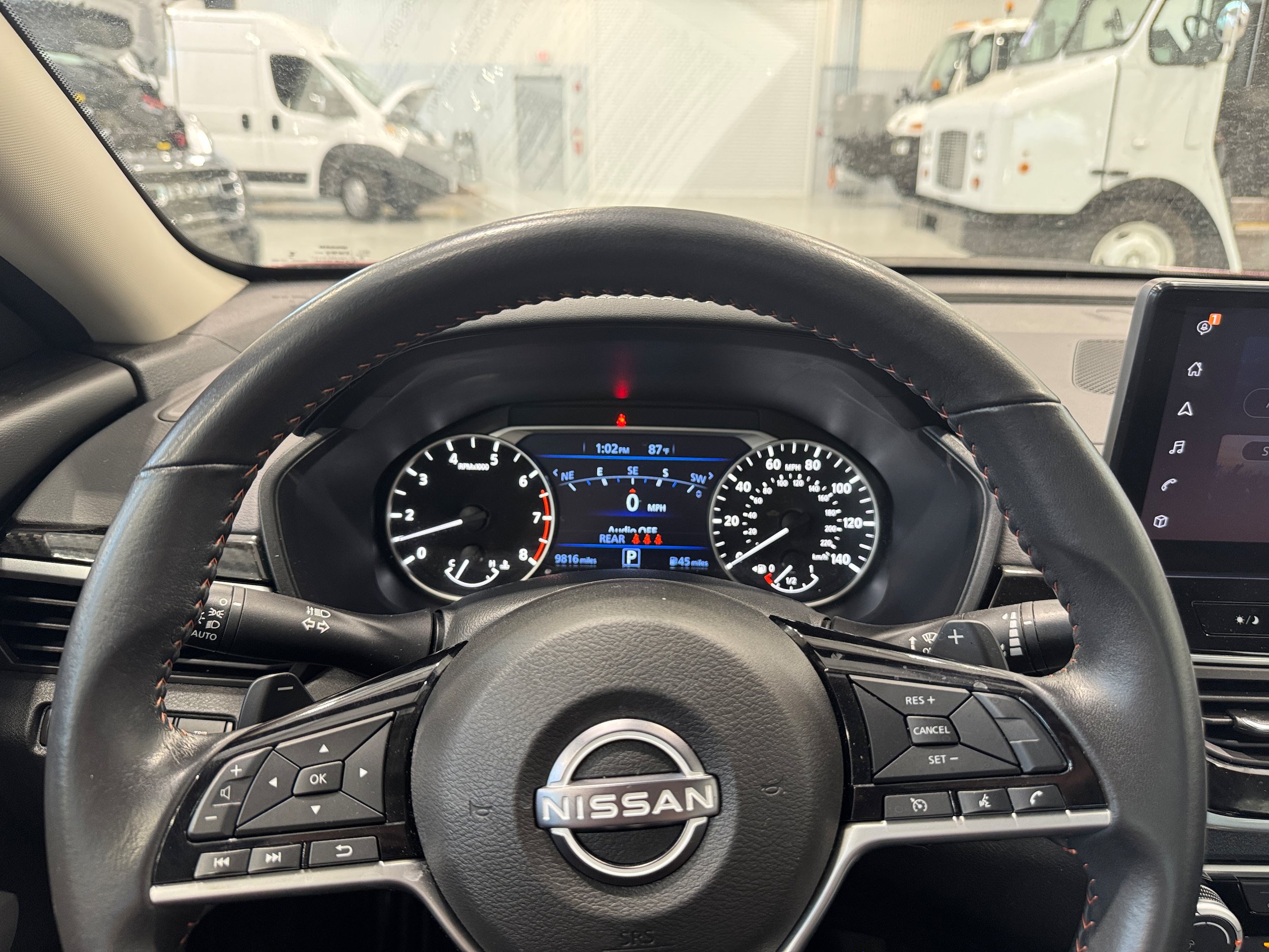 Used 2024 Nissan Altima 2.5 SR w/ SR Premium Package AWD/4WD image 13