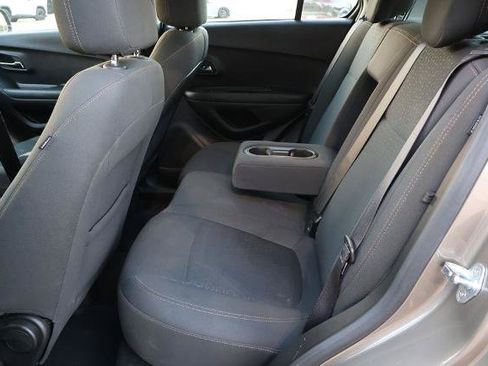 Used 2021 Chevrolet Trax LS AWD/4WD image 13