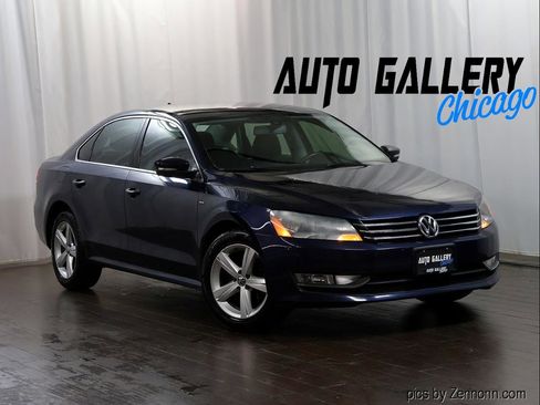 Used 2015 Volkswagen Passat 1.8T Limited Edition image 1