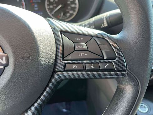 Used 2025 Nissan Sentra S FWD image 17