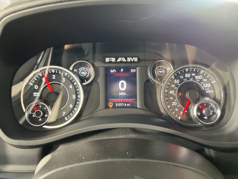 Used 2024 RAM 2500 Big Horn w/ Bed Utility Group AWD/4WD image 12