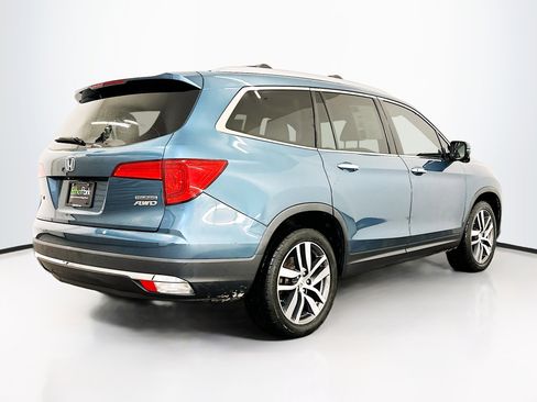 Used 2017 Honda Pilot Touring image 9