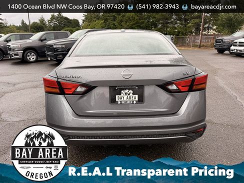 Used 2024 Nissan Altima 2.5 SV FWD image 5
