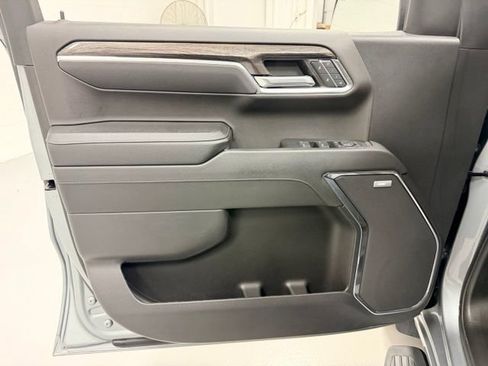 Certified 2023 Chevrolet Silverado 1500 LTZ w/ LTZ Premium Package AWD/4WD image 20