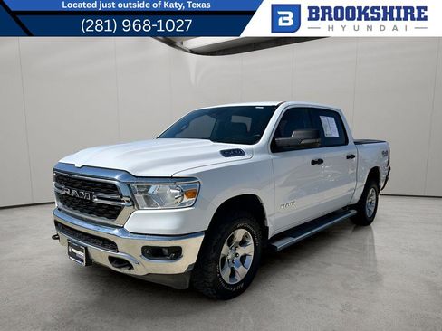 Used 2024 RAM 1500 Lone Star image 1