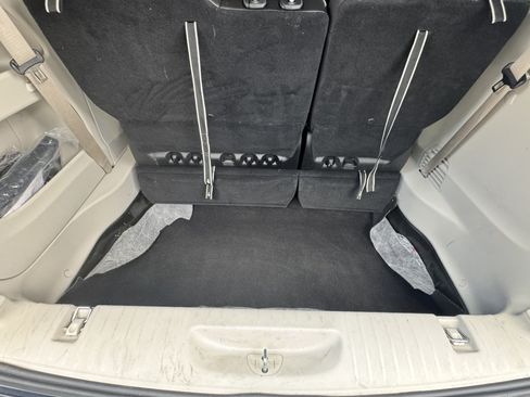 Used 2024 Chrysler Pacifica Touring-L FWD image 20