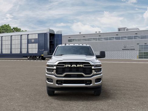New 2025 RAM 2500 Tradesman w/ Chrome Appearance Group AWD/4WD image 7