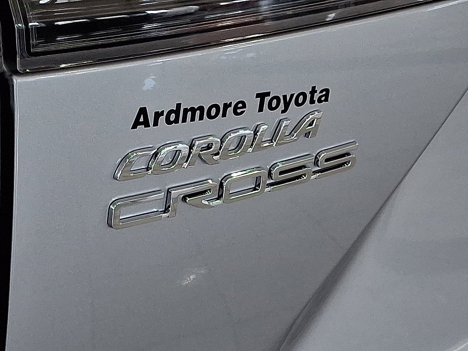 New 2026 Toyota Corolla Cross LE w/ Moonroof Package AWD/4WD image 17