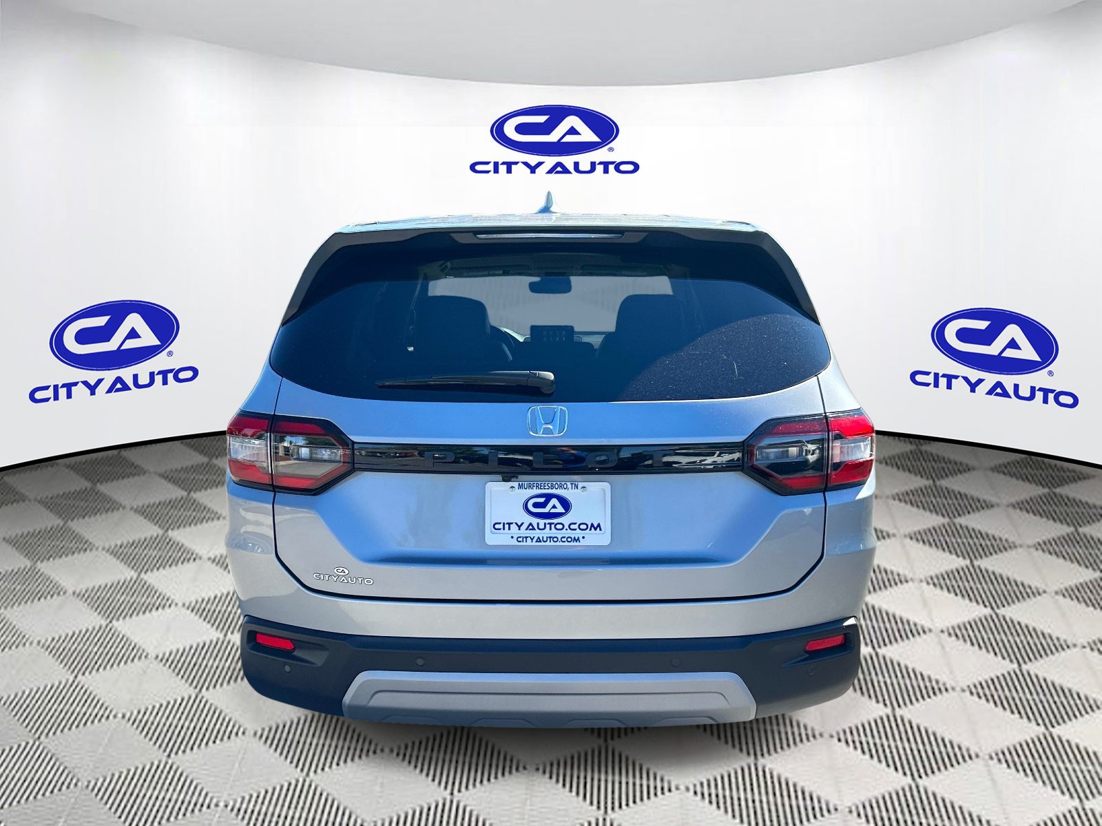 Used 2025 Honda Pilot EX-L image 4