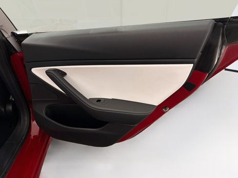 Used 2019 Tesla Model 3 Long Range AWD/4WD image 30