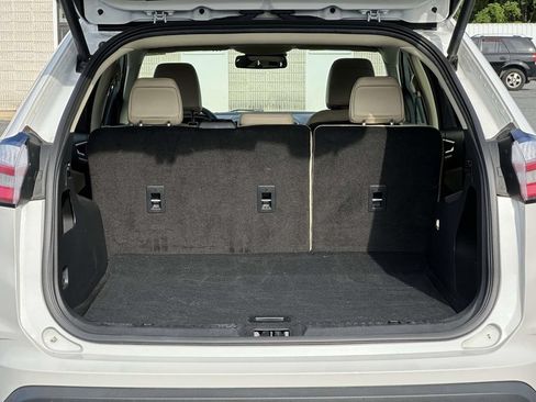 Used 2024 Ford Edge SEL w/ Convenience Package AWD/4WD image 11
