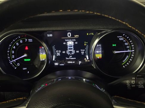 Used 2021 Jeep Wrangler Unlimited Sahara image 31