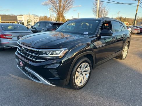 Used 2022 Volkswagen Atlas Cross Sport SE image 4