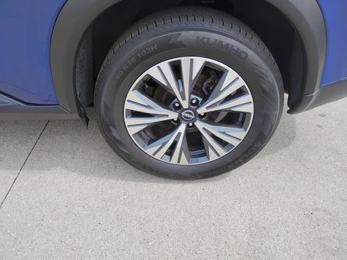 Used 2023 Nissan Rogue SV AWD/4WD image 24
