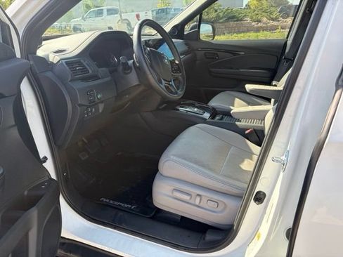 Used 2022 Honda Passport Elite image 16