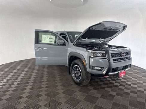 New 2026 Nissan Frontier PRO-4X w/ Pro-4x Convenience Package image 20