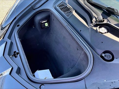 Used 2020 Chevrolet Corvette Stingray Preferred Cpe w/ 2LT Preferred Equipment Group image 30