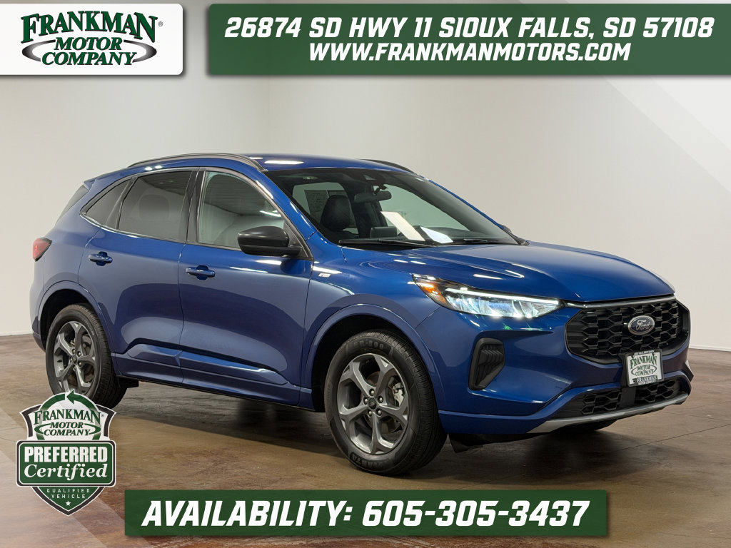Used 2023 Ford Escape ST-Line AWD/4WD image 1