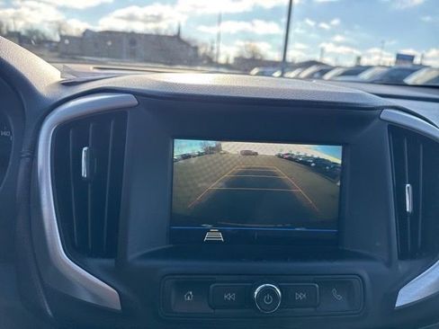 Used 2019 GMC Terrain SLE image 21