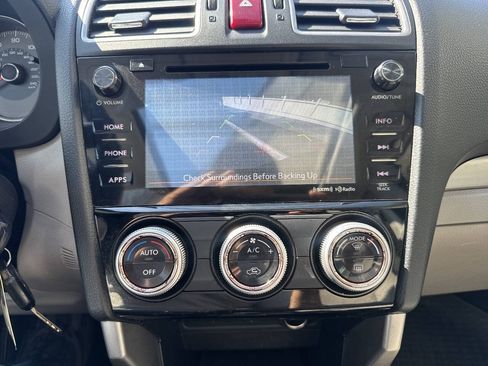 Used 2016 Subaru Forester 2.5i Limited w/ Popular Package #1 AWD/4WD image 34