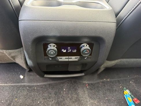 Used 2025 Buick Enclave Avenir w/ LPO, All-Weather Package FWD image 12
