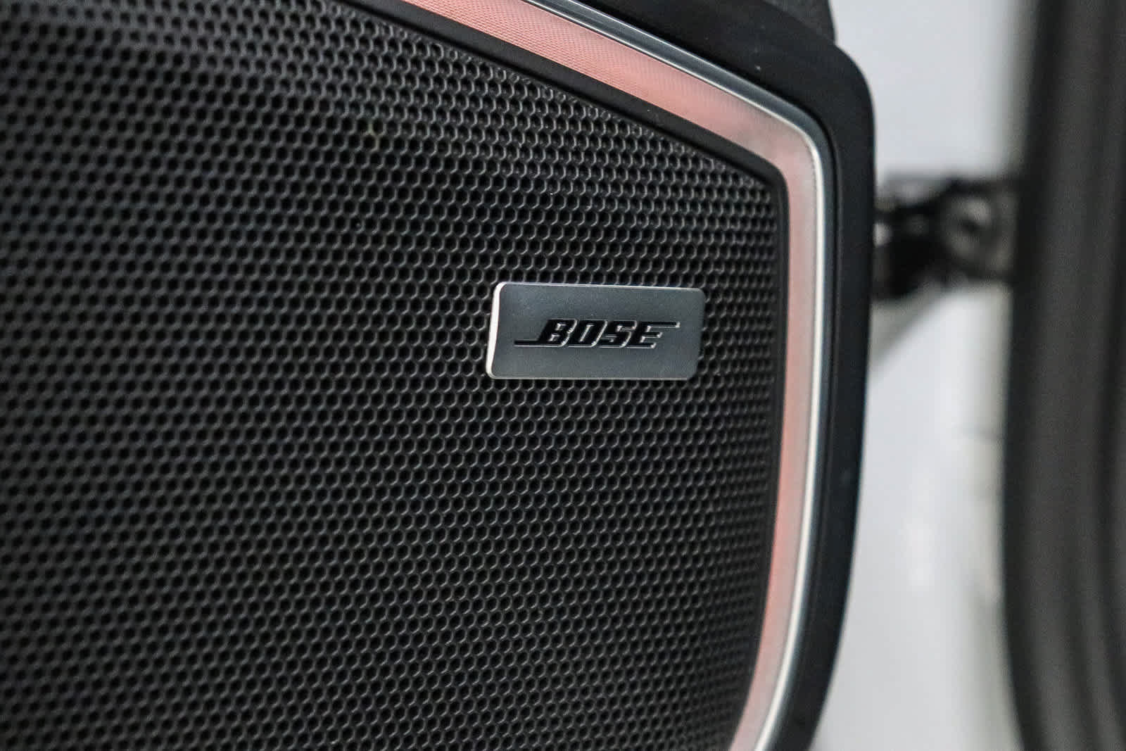 Used 2022 Porsche Panamera RWD image 28