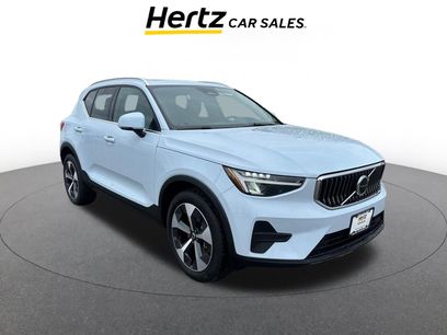 Used 2024 Volvo XC40 B5 Core